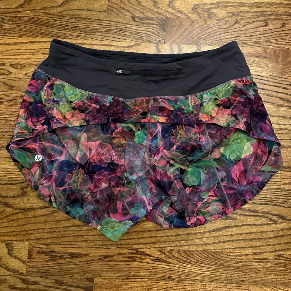 Lululemon size 8 shorts